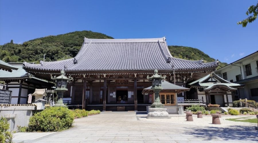 淡路島の智禅寺の本堂